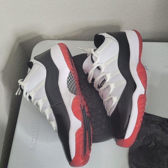 Jordan 11 Retro Low size 11 athletic shoe sneaker lace Concord Bred AV2187-160 - Picture 15 of 16